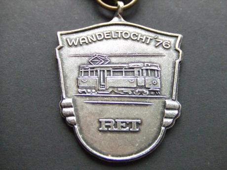 RET (openbaar vervoer Rotterdam) oude tram 1976 zilverkleur